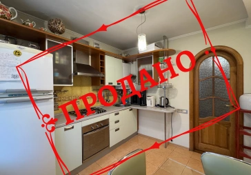 Продаж 4-х кімнатної квартири з автономним опаленням
